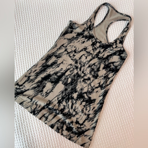Lululemon Racerback Tank Top - Picture 2 of 10